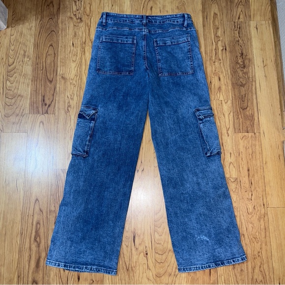 Fire and Rain Wide Leg Cargo Jeans - Picture 7 of 10
